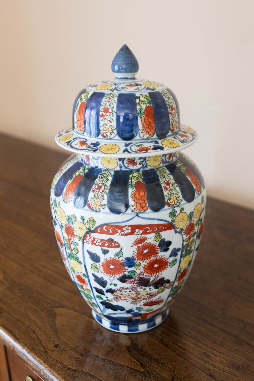 A Pair of Decorative Imari Vases